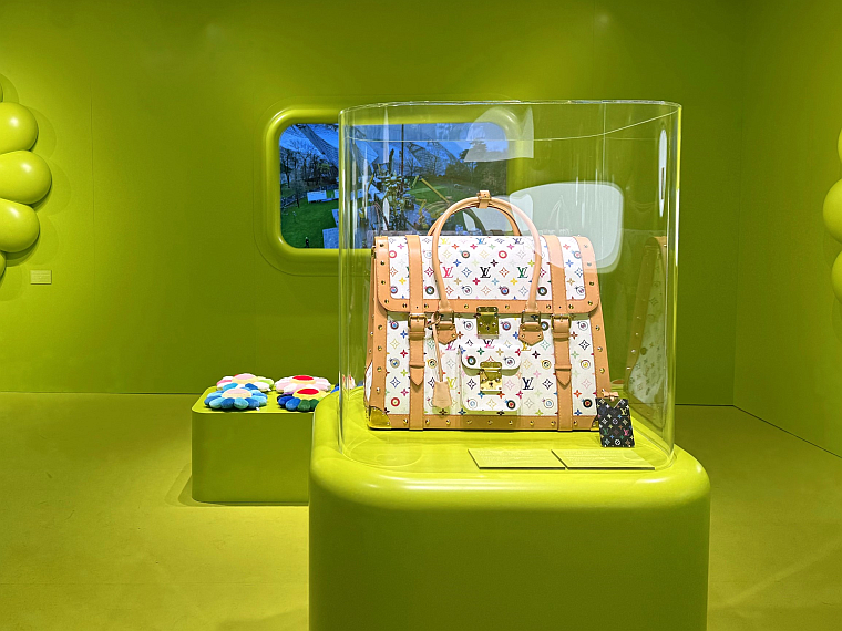 ［ルイ・ヴィトン］「LOUIS VUITTON × MURAKAMI」のコラボレーションを記念してLINEスタンプが登場（PR TIMES）- ブランドサイト